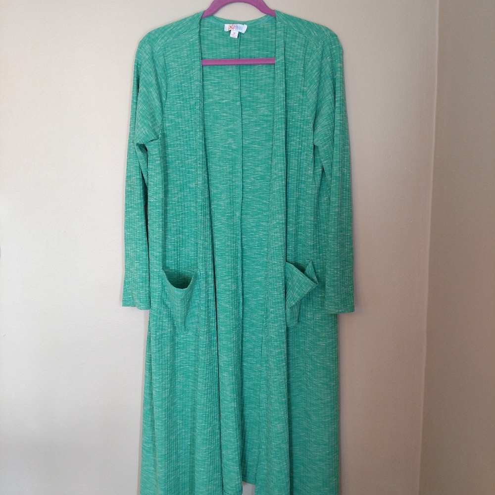 Medium Lularoe Sarah